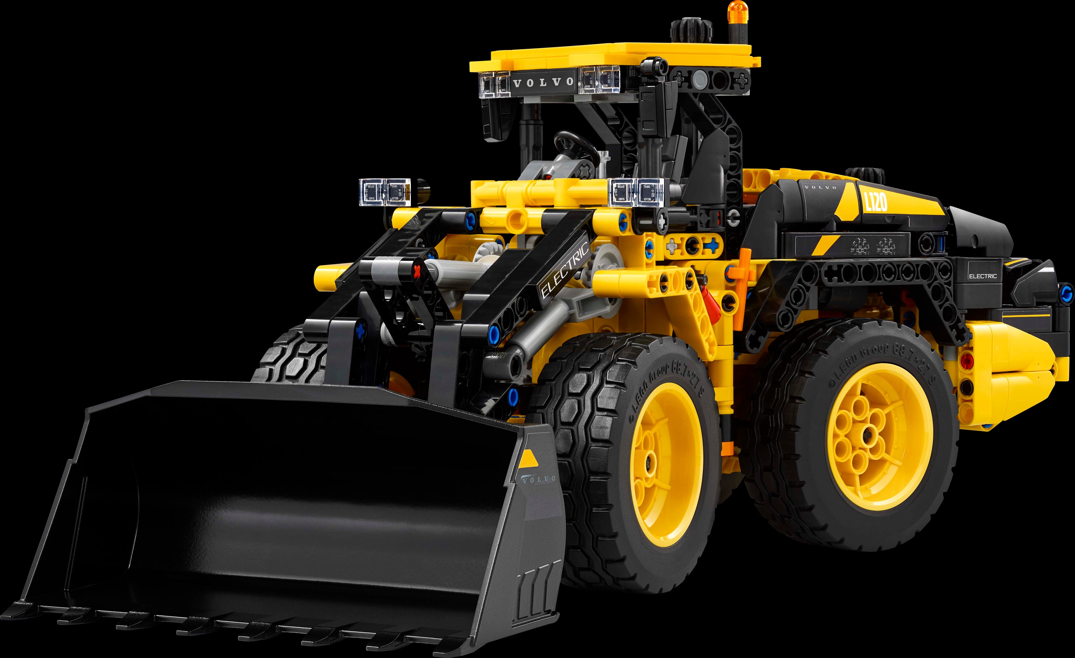 LEGO Technic™ Volvo L120 Electric Wheel Loader