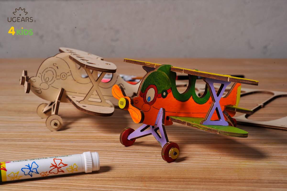 3D Biplane (ბიპლანი) გასაფერადებელი ხის მოდელი