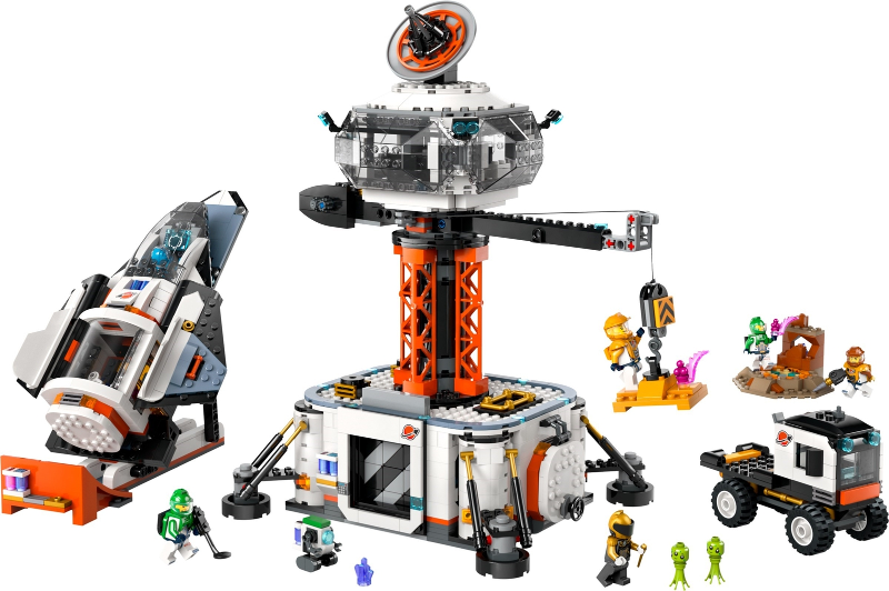 LEGO CITY Space base and launch pad for a rocket