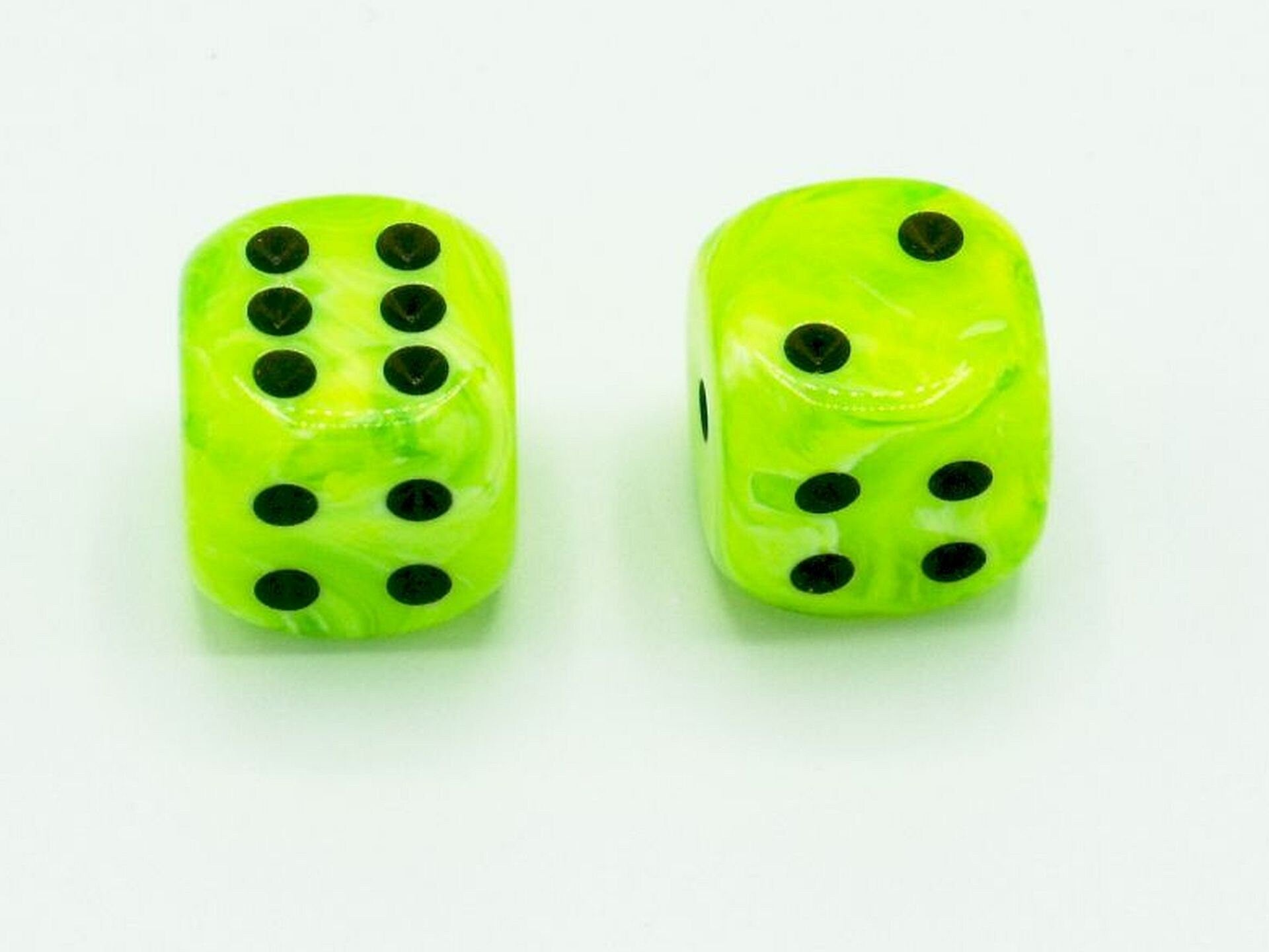 Dice 16mm d6 with pips Dice Blocks (12 Dice) - Vortex Bright Green w/black კამათელი