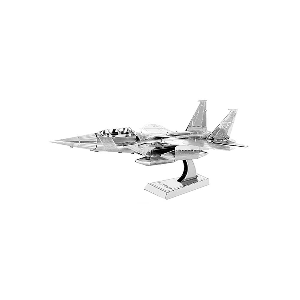 F-15 Eagle რკინის ასაწყობი მოდელი